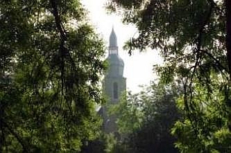 Ausblick auf die Kirche von Nachrodt, &copy; FNMK 2004